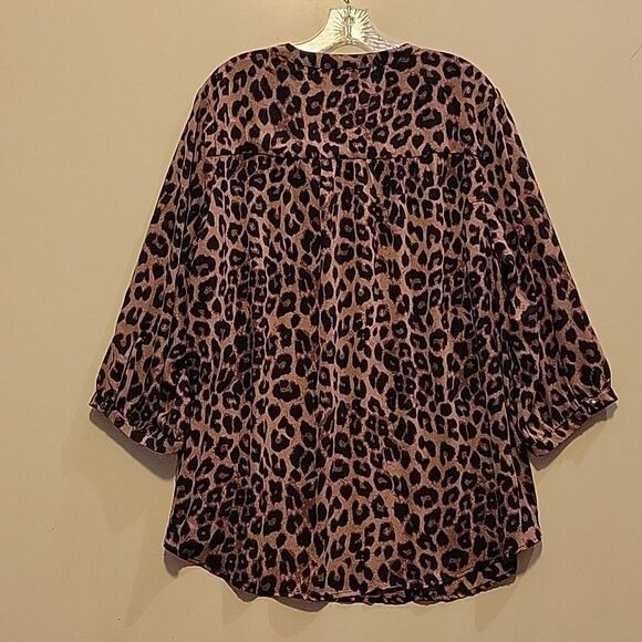 TIE V NECK 3/4 SLEEVE LEOPARD TAN BLACK LIGHTWEIGHT BLOUSE TOP 3 3X TORRID - Picture 5 of 6